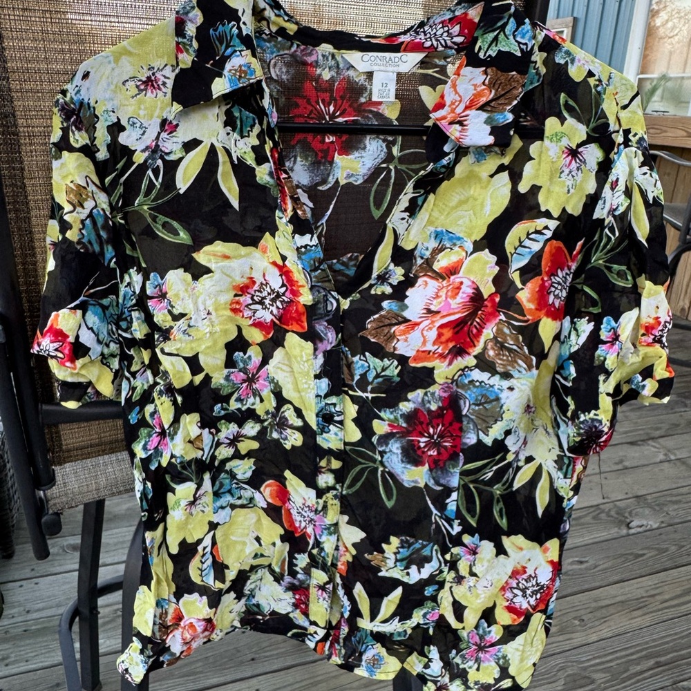 ConradC Women's Floral Button Down Shirt - Black Multicolor